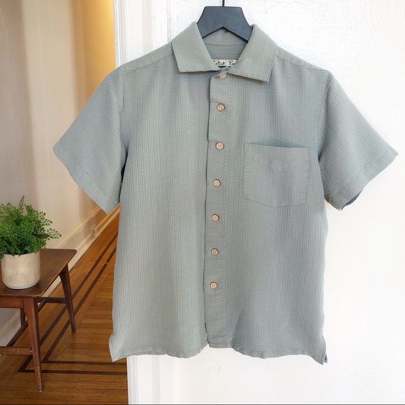 Vintage Tops - 2/$20 Batik Bay Button Up Collared Shirt